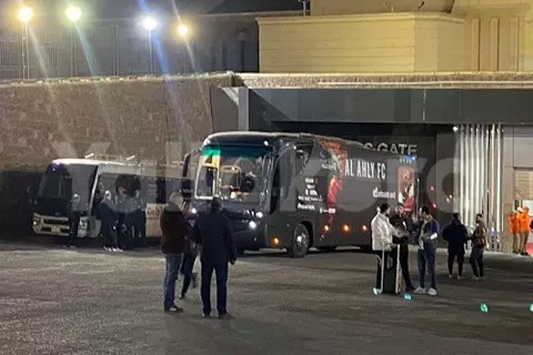 كولر يلزم لاعبي الأهلي بالتوجه إلى التتش بعد التعادل مع الزمالك 